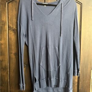 Splendid Navy Ribbed Knit Top